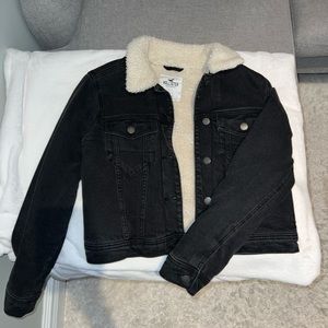 Hollister Jean Sherpa Lined Jacket